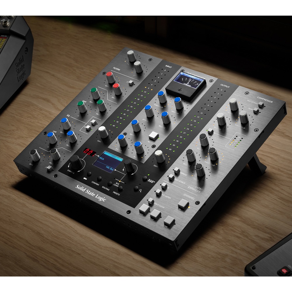 Solid State Logic UC1 nativeプラグインコントローラー 使用イメージ画像