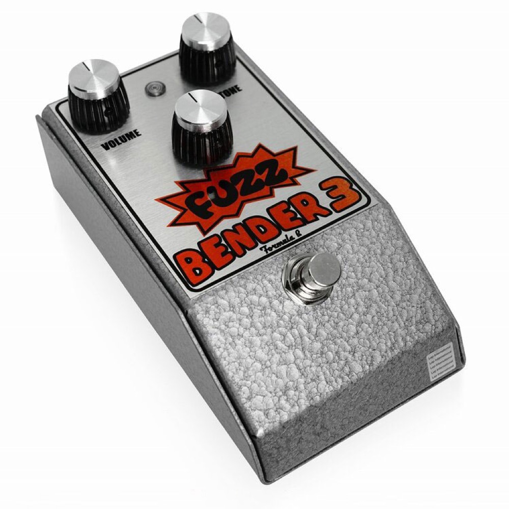 Formula B Elettronica FUZZ BENDER MKIII ファズ ギターエフェクター 斜めからのアングル画像