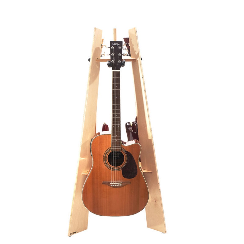 Ruach Music RM-GR1-B 3-Way Guitar Rack Birch ギタースタンド 使用例
