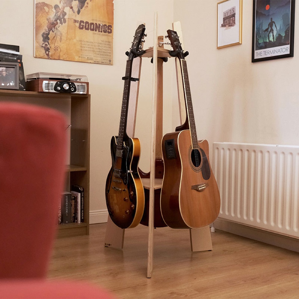 Ruach Music RM-GR1-B 3-Way Guitar Rack Birch ギタースタンド 使用例