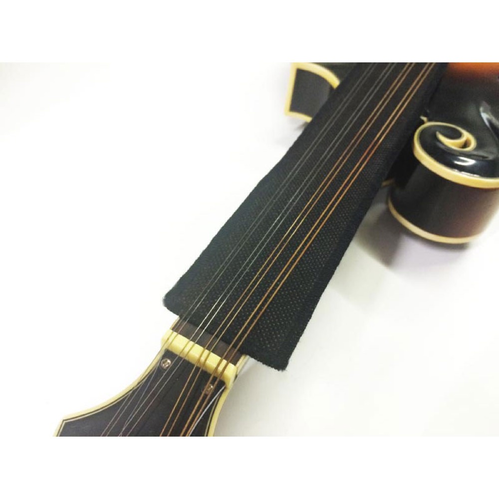 A.A.A. by HOSCO AHM-530 ウクレレ マンドリン用 調湿マット 使用例