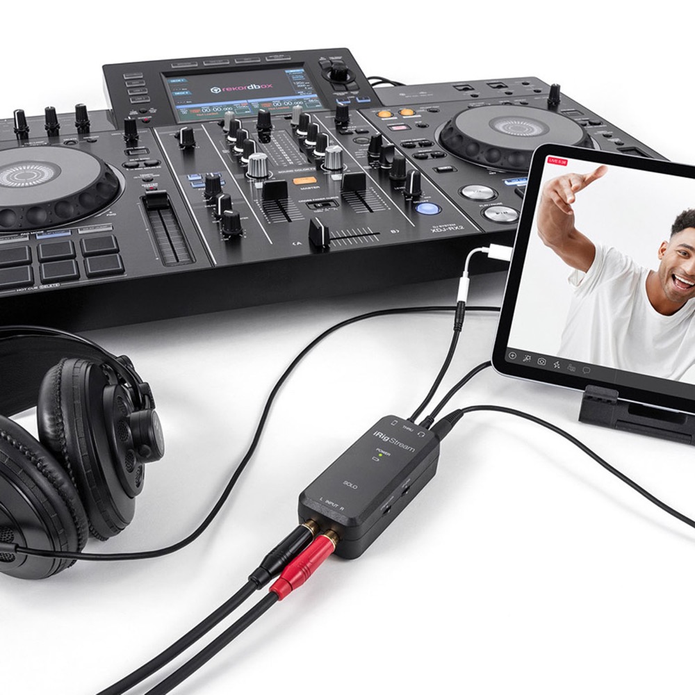 IK Multimedia iRig Stream Solo 3イン/2アウト ストリーミング配信用 オーディオインターフェース 使用イメージ画像