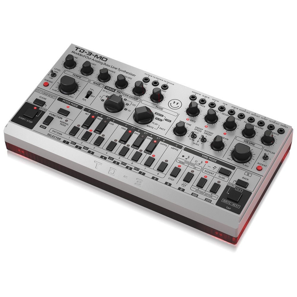 BEHRINGER TD-3-MO-SR シーケンサー ベースマシン リズムマシン Modded Outモデル モディファイ仕様 正面パネル