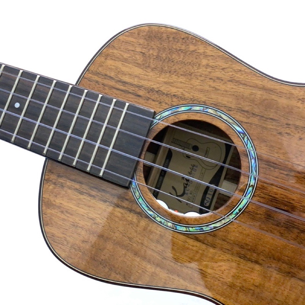 Kai Ukulele KC-5000R/EQ コンサートウクレレ ピックアップ付き ソフトケース付き ロゼッタ画像
