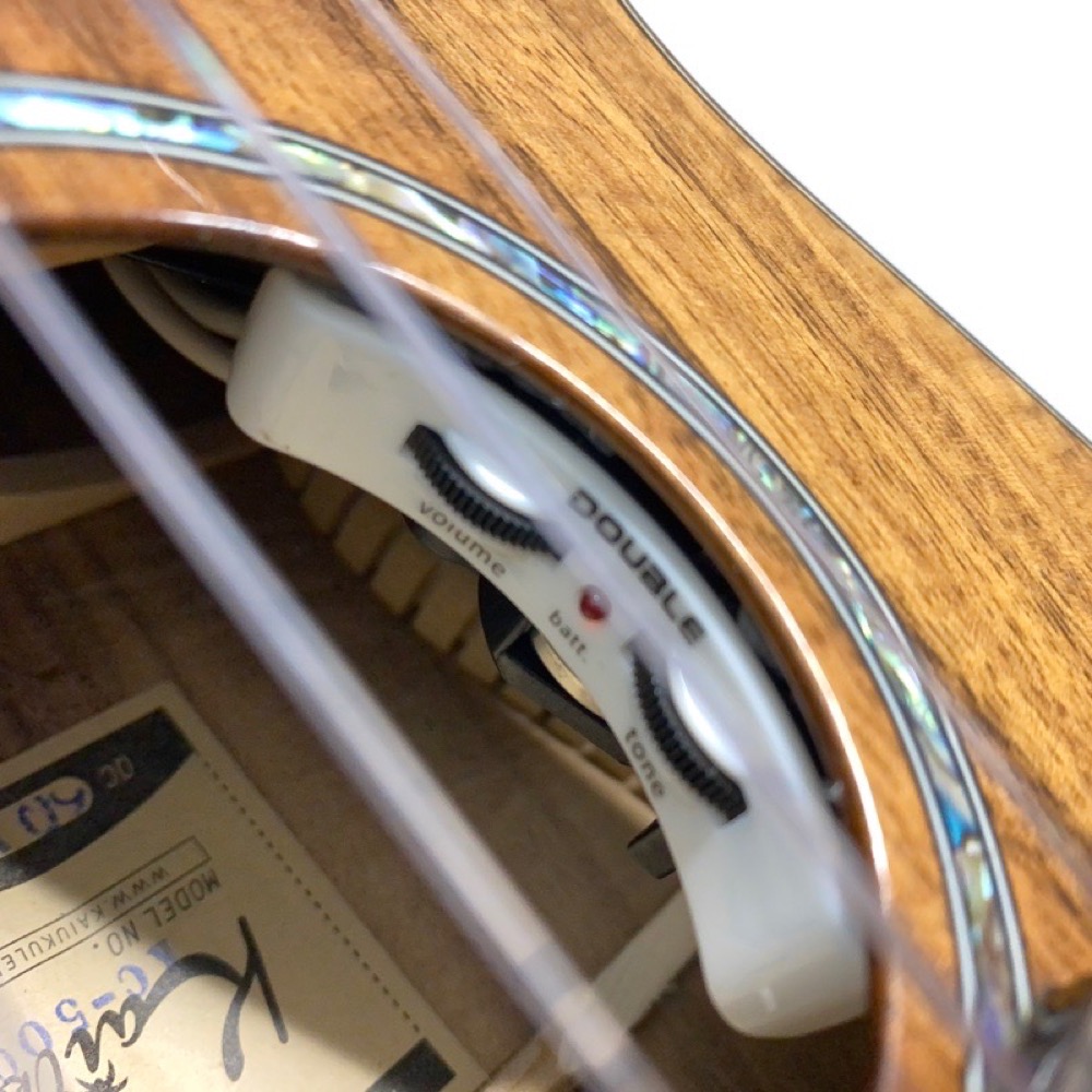 Kai Ukulele KC-5000R/EQ コンサートウクレレ ピックアップ付き ソフトケース付き ダブル社ピックアップ