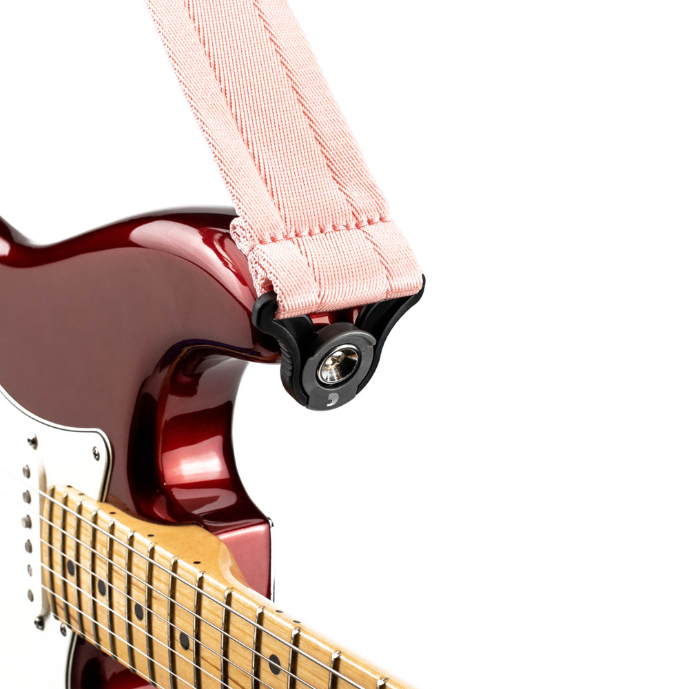 Planet Waves by D’Addario 50BAL06 Autolock Strap New Rose ギターストラップ 装着イメージ画像