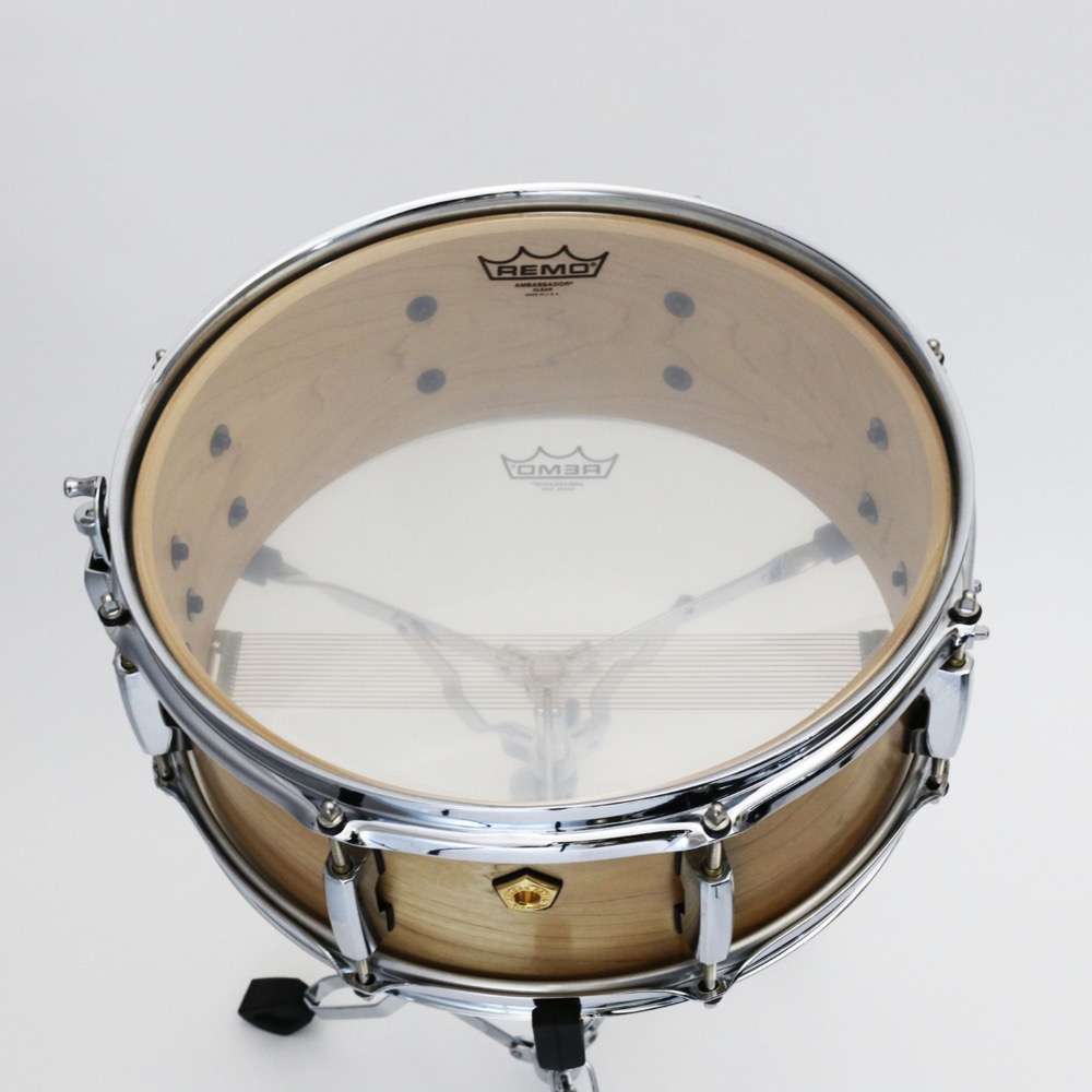 REMO C-18TA CLEAR AMBASSADOR 18インチ ドラムヘッド 設置例画像
