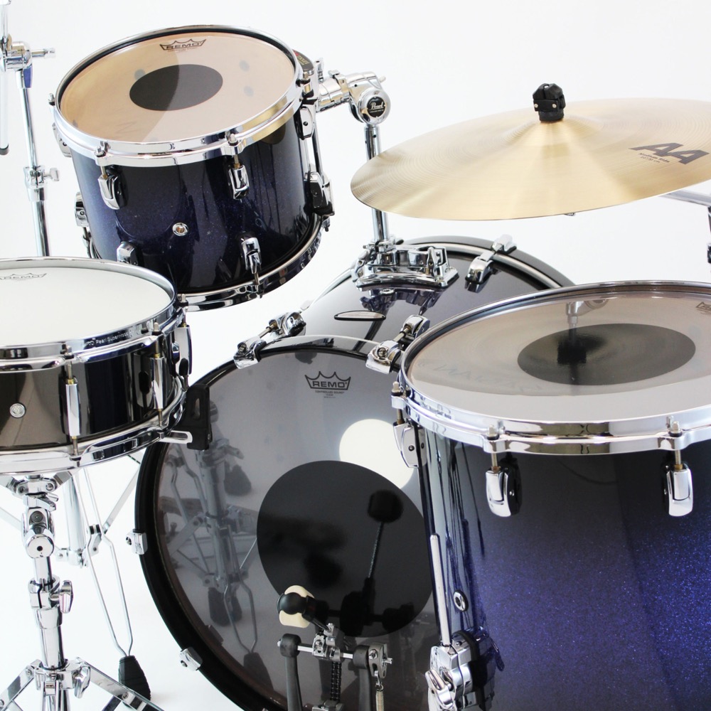 REMO CS-18 CS CONTROL SOUND CLEAR 18インチ ドラムヘッド 設置例画像