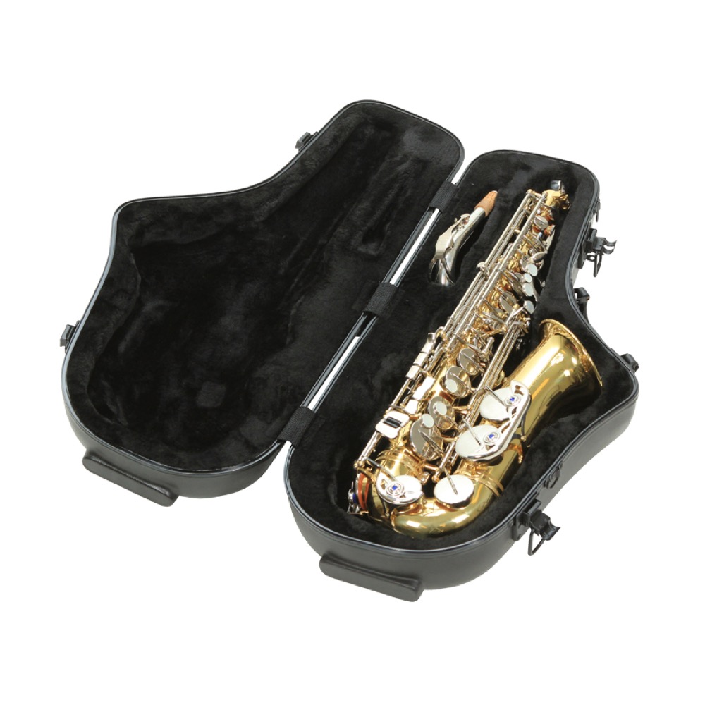 SKB SKB-440 Contoured Pro Alto Sax Case アルトサックス用ハードケース 使用例画像