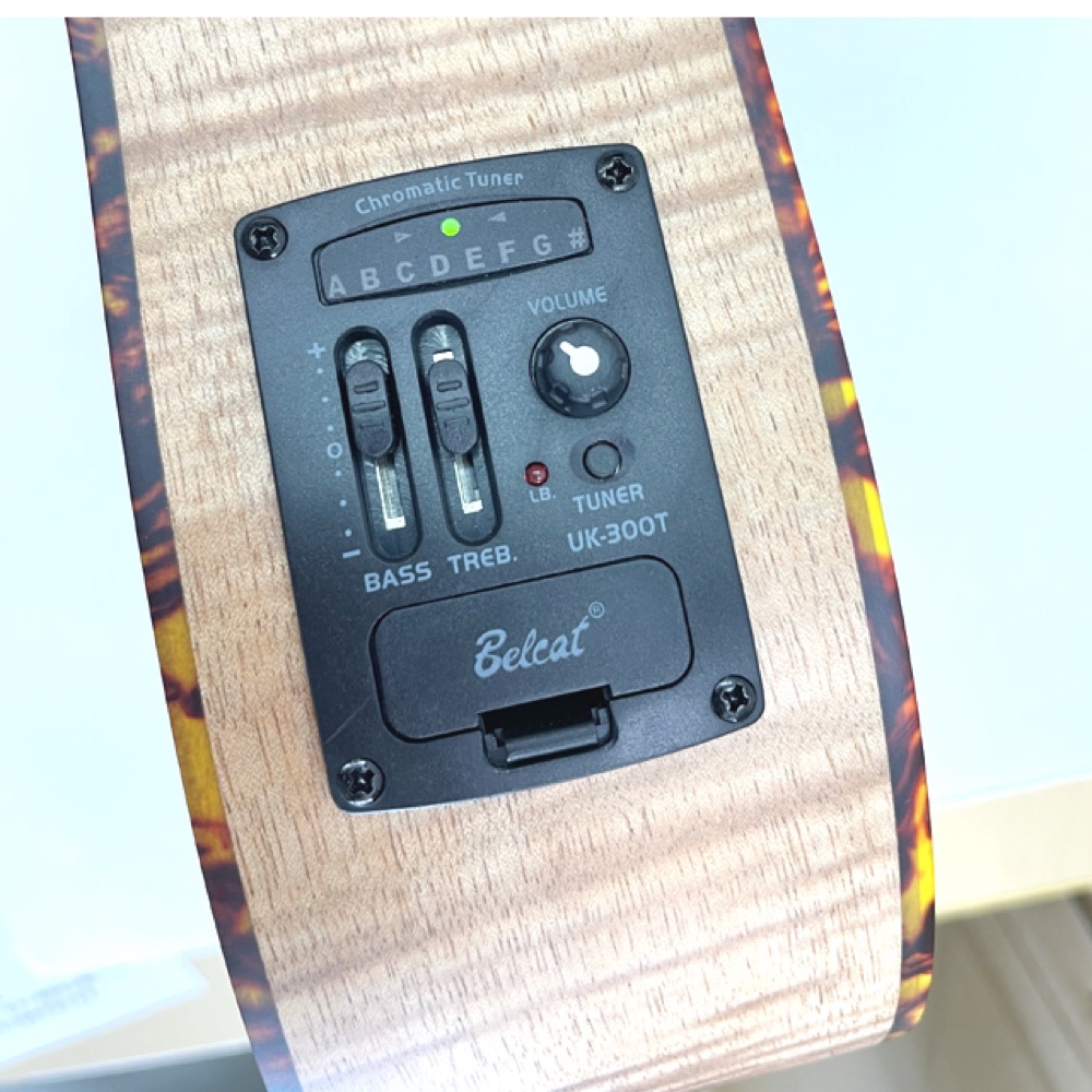 DCT UKC-2152CE エレクトリックコンサートウクレレ プリアンプ画像