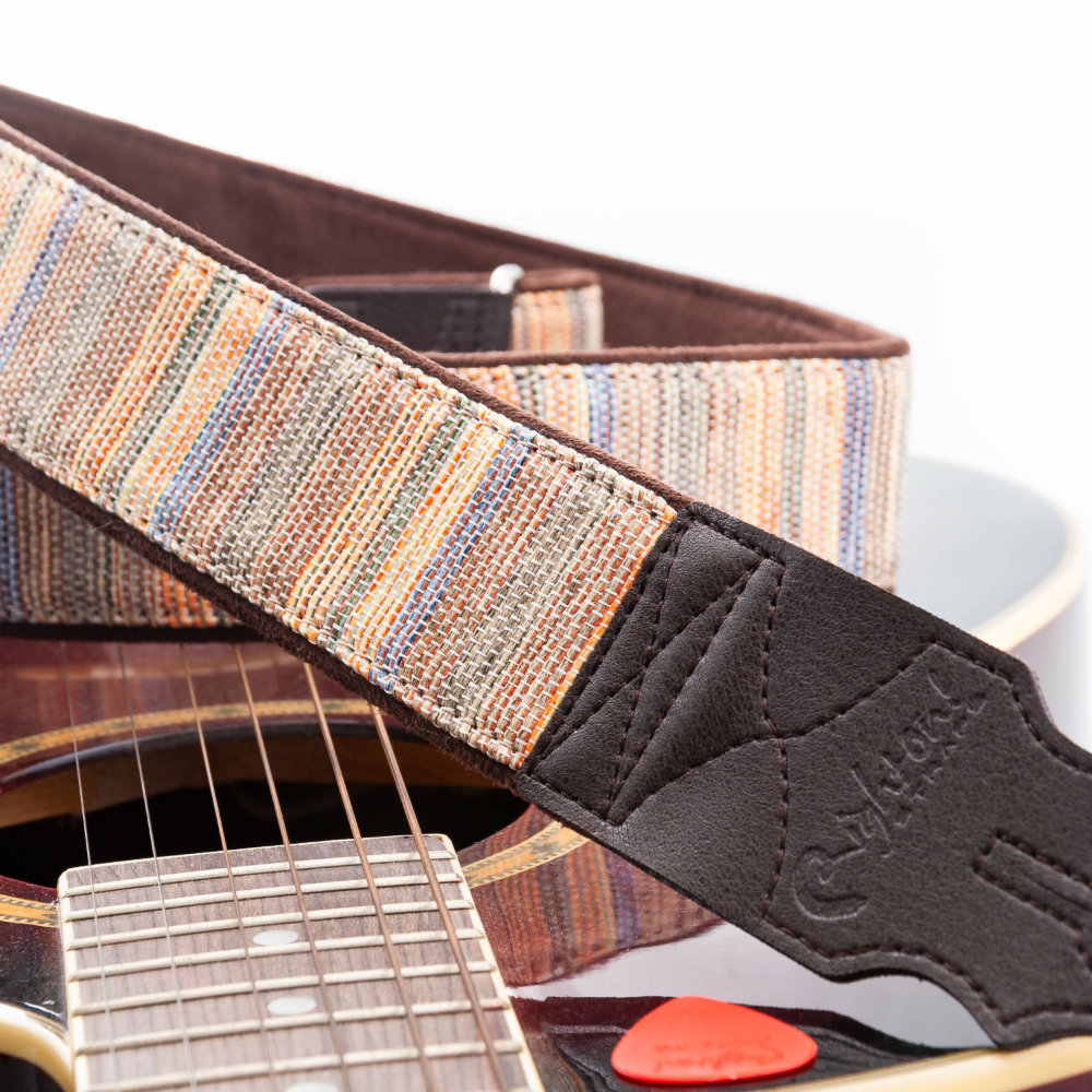 RightOn! STRAPS CARAVAN Yellow ギターストラップ アコースティックギターとのイメージ画像