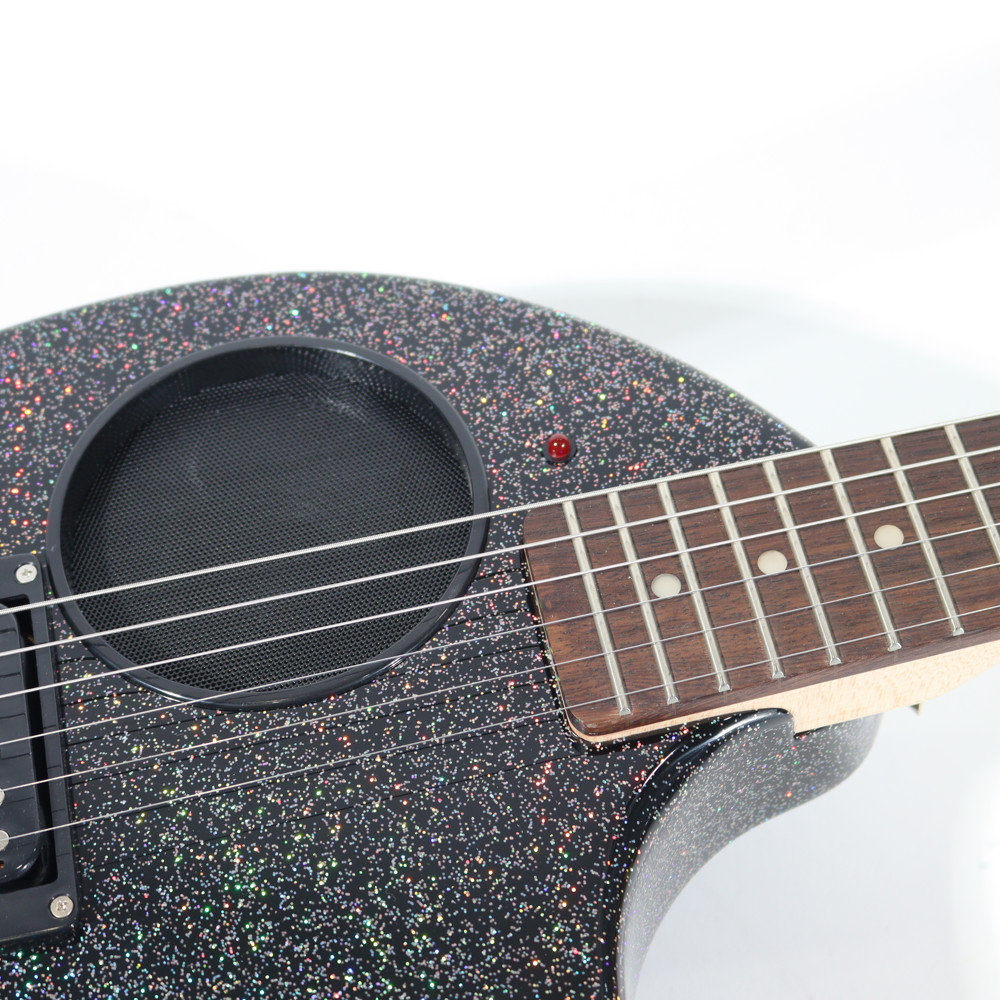 FERNANDES ZO-3芸達者 HSP/L ミニギター 内蔵アンプ付近画像