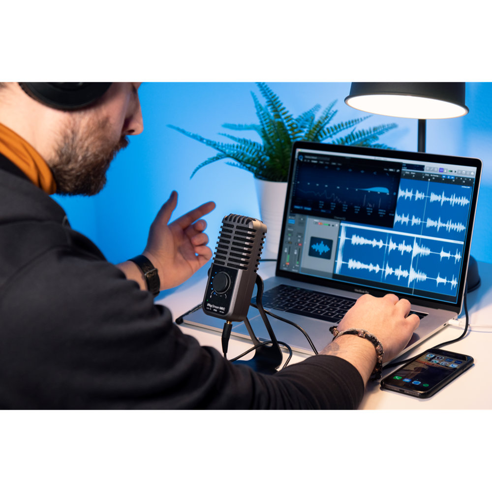 IK Multimedia iRig Stream Mic Pro コンデンサーマイク & オーディオインターフェイス 配信風画像