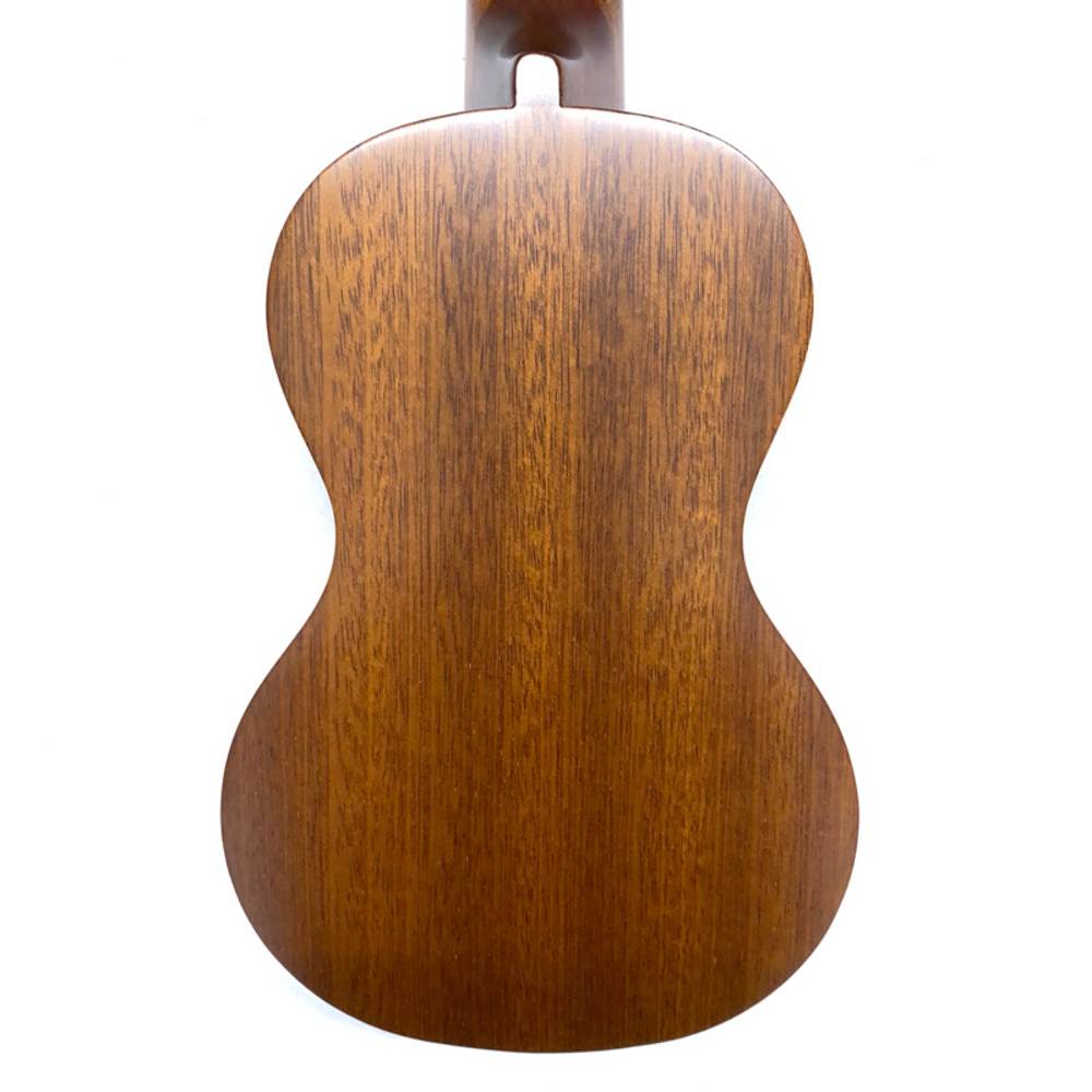 Famous FS-6cst ソプラノウクレレ マホガニー単板トップ 2022-23モデル ボディ背面画像