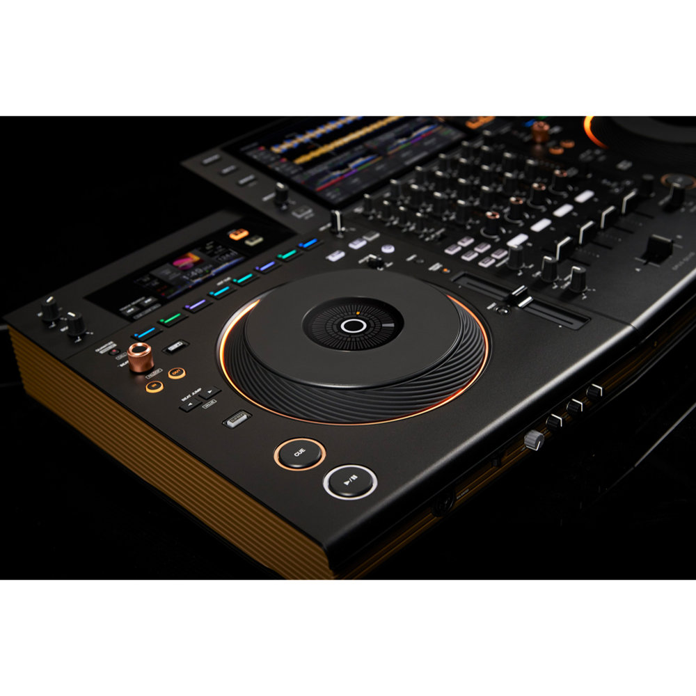 Pioneer DJ OPUS-QUAD プロフェッショナル オールインワンDJシステム L側コントロール部画像