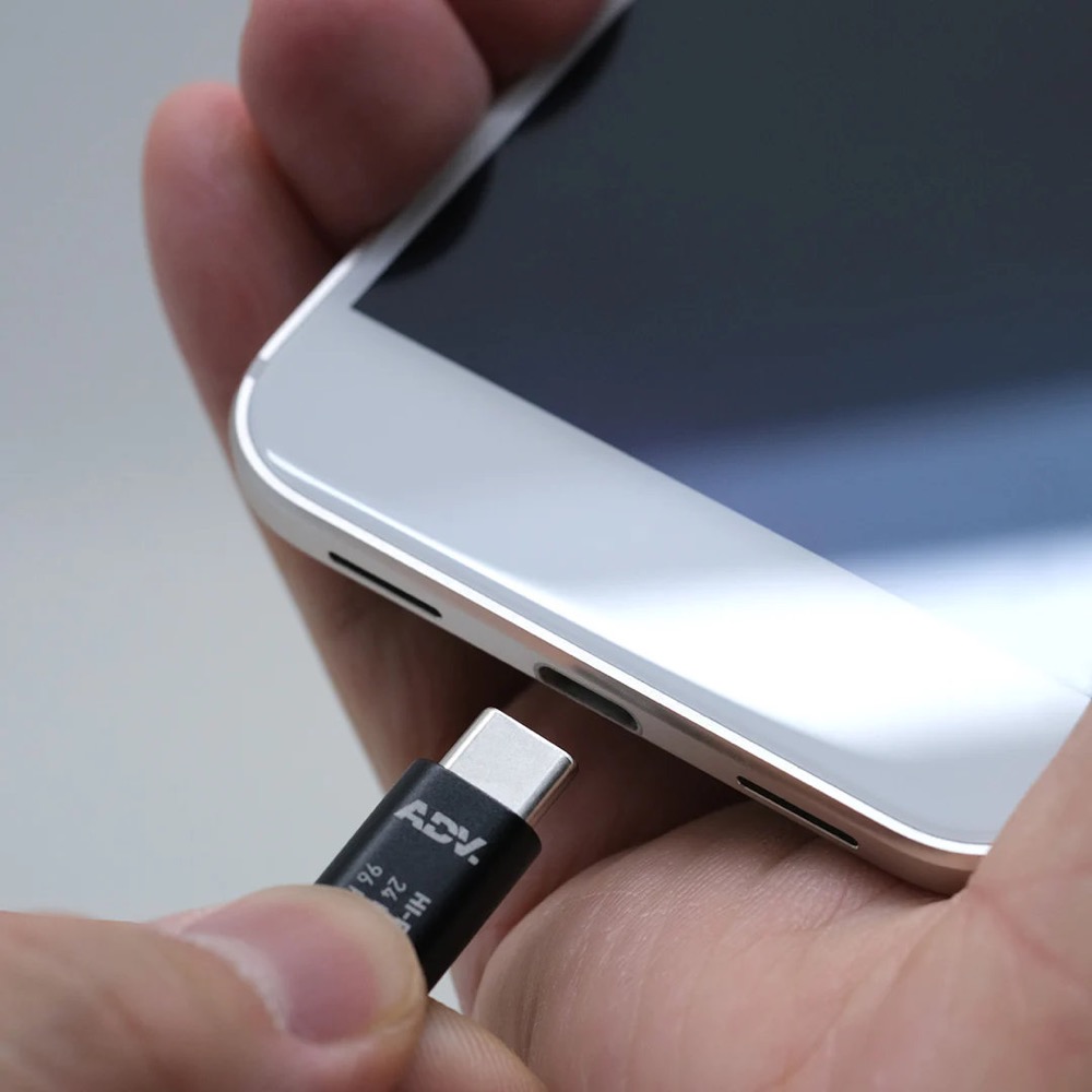 ADV. エーディーブイ Accessport Lite 2nd Generation ポータブルDAC 使用例