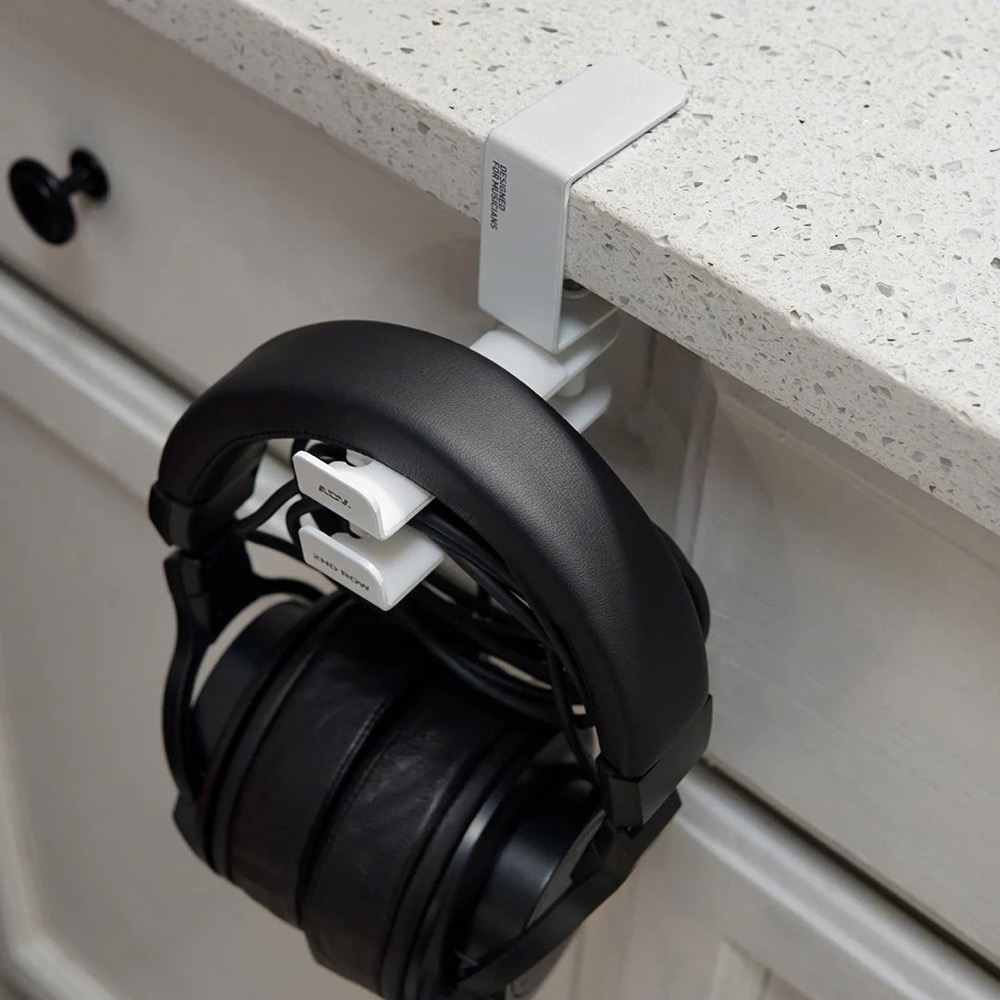 ADV. エーディーブイ Dual Suspension WHT ヘッドホンハンガー 使用例