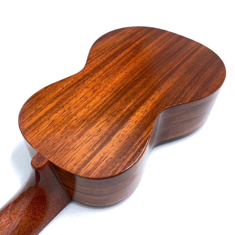 Luna ルナ MV-6S cst ソプラノウクレレ 和材 花梨(カリン)採用 ボディバック、サイド