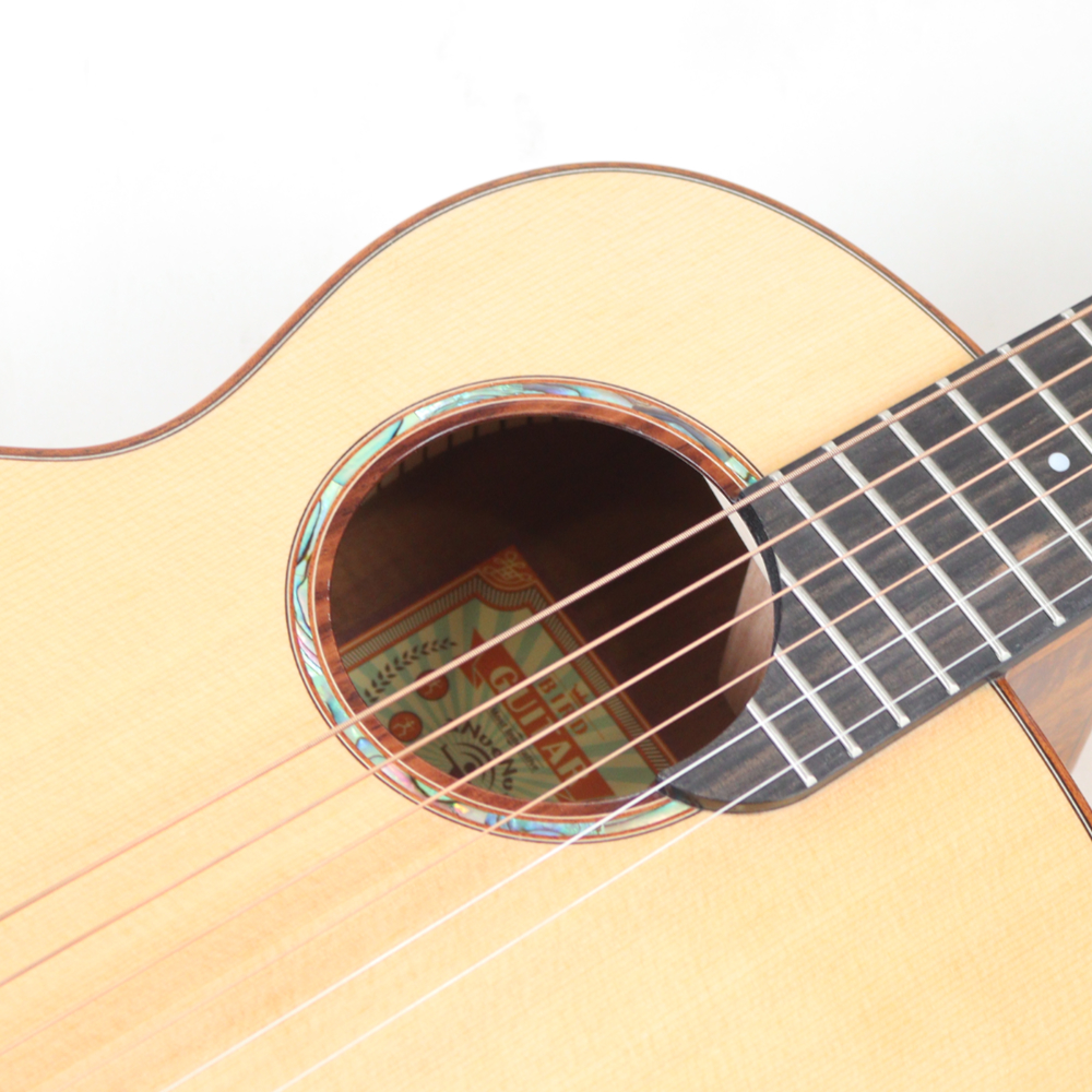aNueNue アヌエヌエ Bird Guitar aNN-M52 アコースティックギター サウンドホール画像