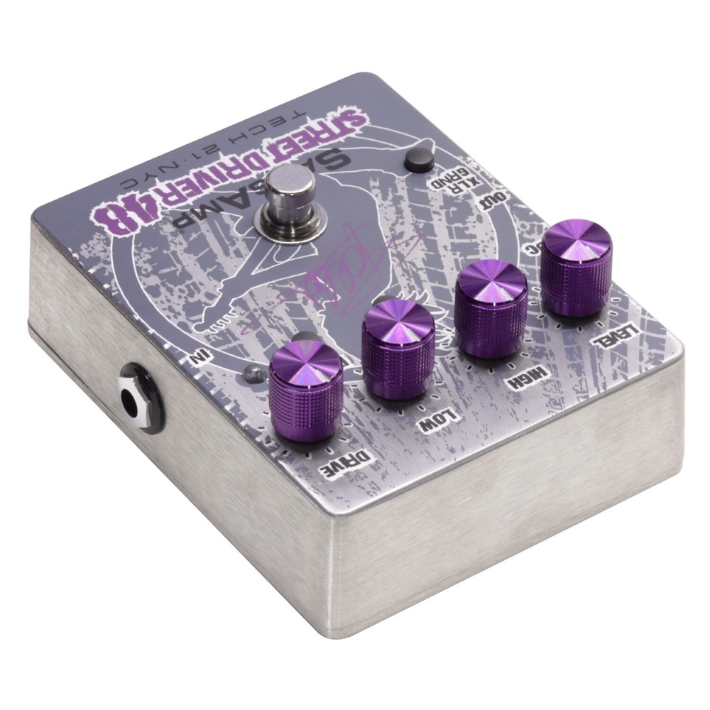 TECH21 SansAmp FB48 Frank Bello Signature ベース用 DI プリアンプ コントロールノブ側サイド