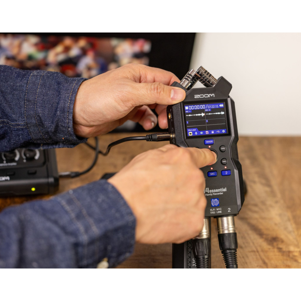 ZOOM ズーム H4essential 4トラック 32bitフロート録音 essentialシリーズ ハンディーレコーダー サブ画像2