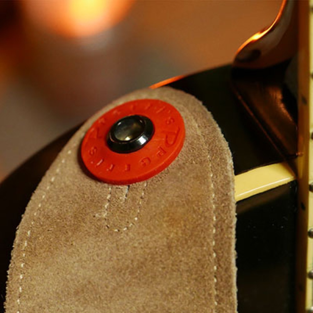 Perri’s ペリーズ SLK-7218 RED Rubber Strap Lock RED ストラップロック レッド 使用例画像