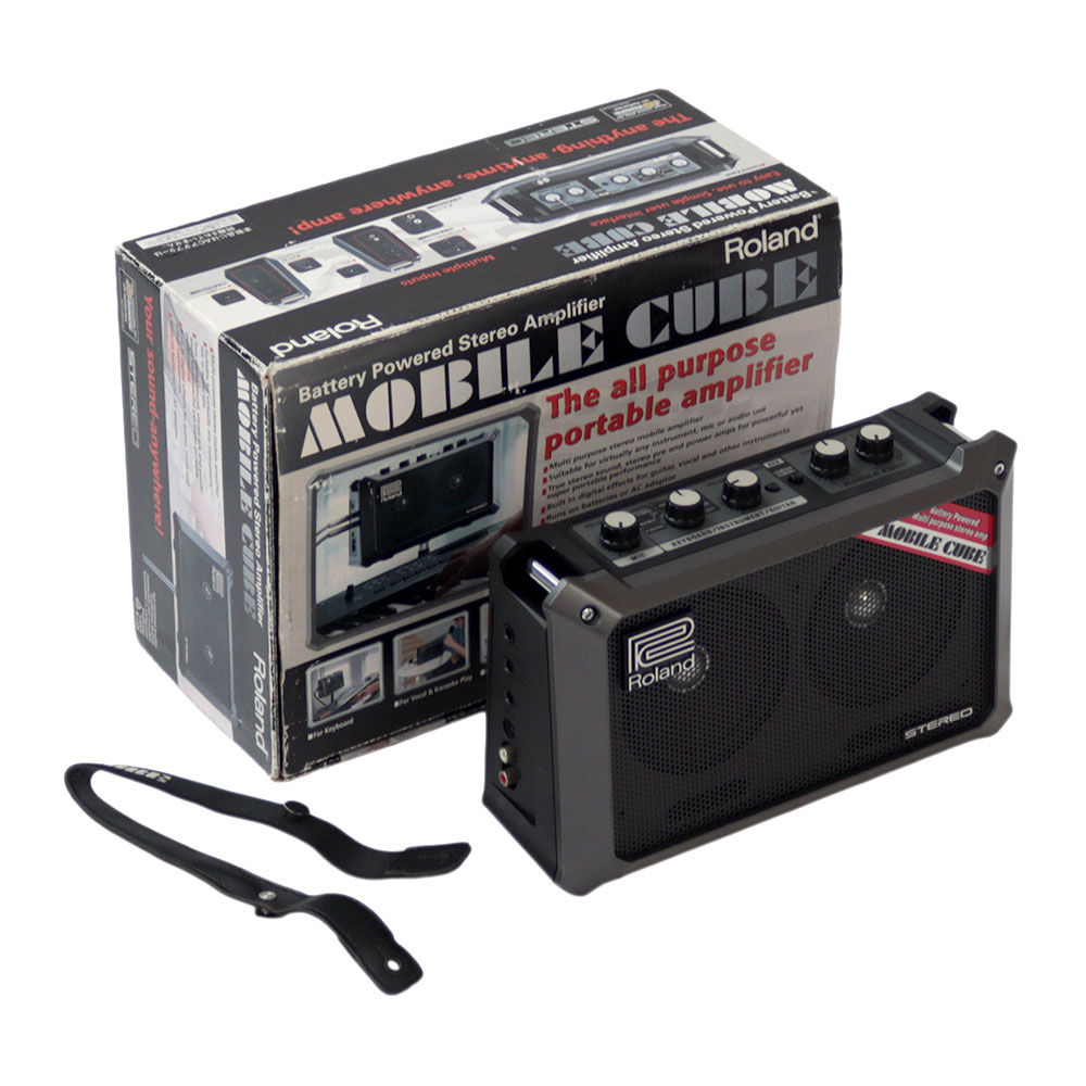 Roland　ローランド　MOBILE　CUBE　ポータブル アンプ　ケース付き Roland ローランド MOBILE CUBE ポータブル アンプ ケース付き Amazon