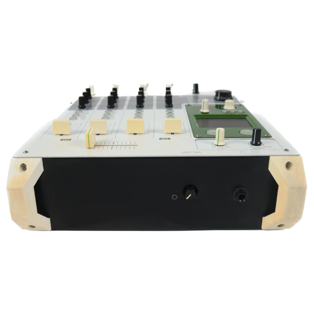 中古】 DJミキサー コルグ カオスミキサー KORG KM-402 カオスパッド 