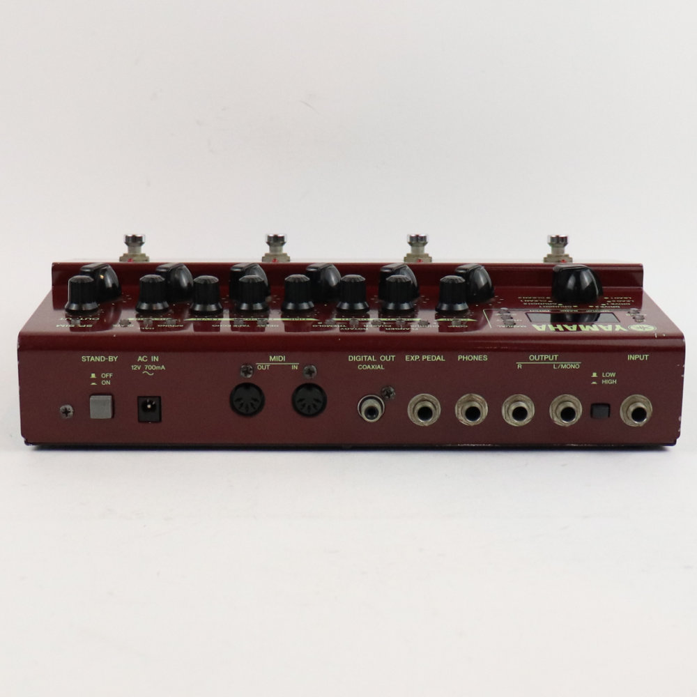 中古】 ギタープリアンプ マルチエフェクター ヤマハ YAMAHA DG-Stomp 