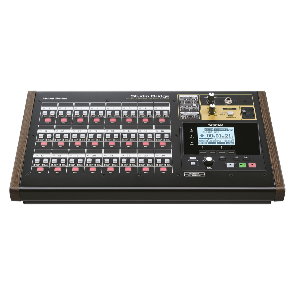 TASCAM タスカム Studio Bridge 24入出力オーディオインターフェース&マルチトラックレコーダー フロント画像