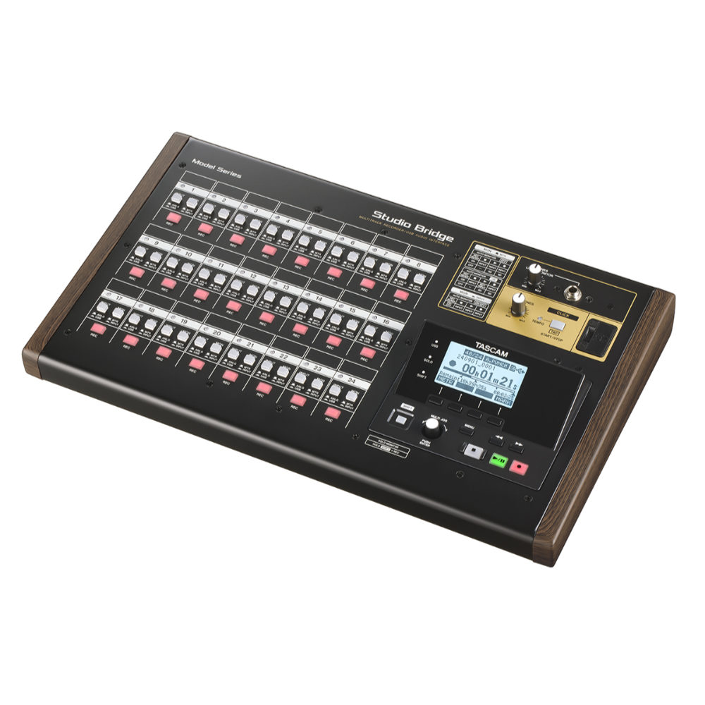 TASCAM タスカム Studio Bridge 24入出力オーディオインターフェース&マルチトラックレコーダー 右斜めアングル画像