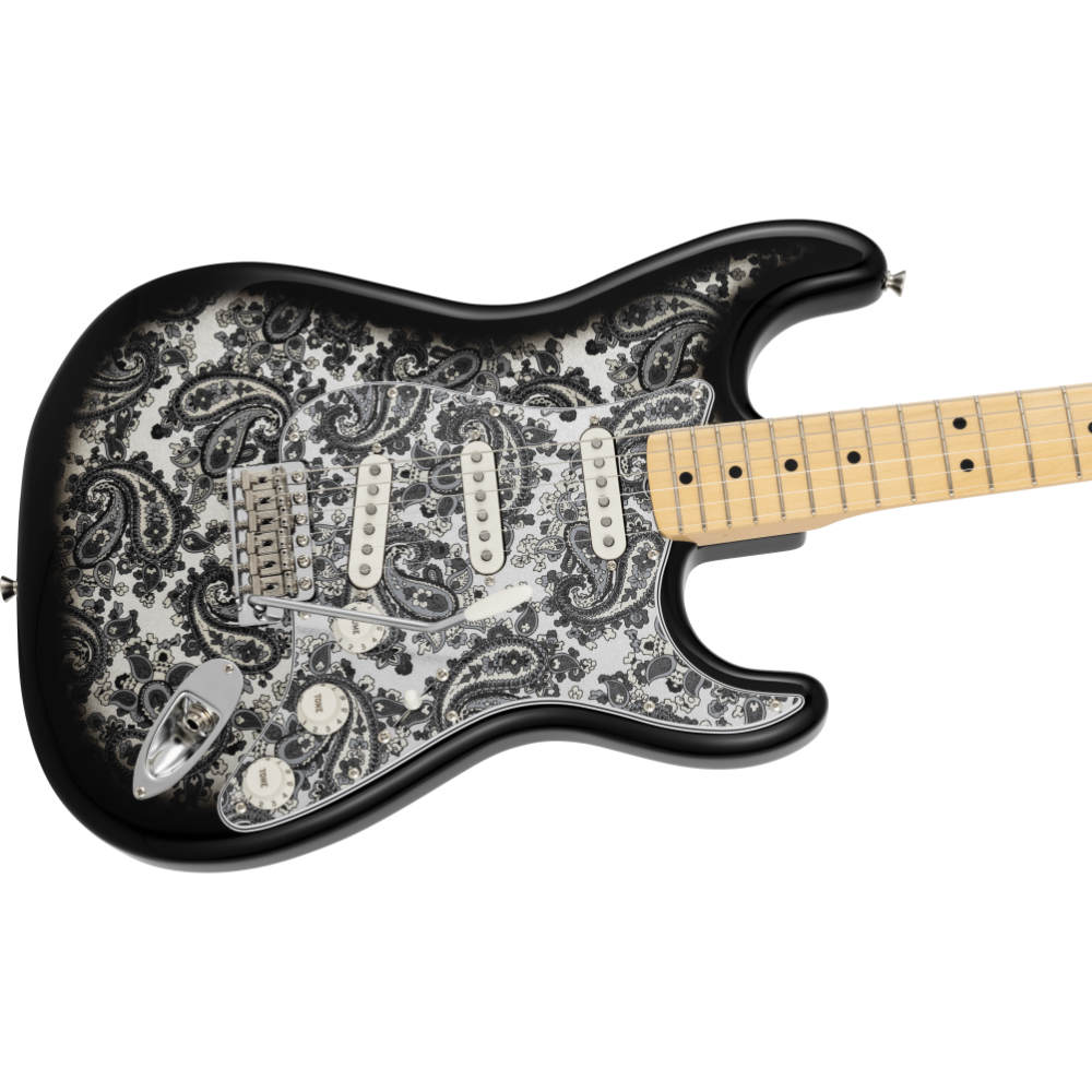 Fender フェンダー Made in Japan Limited Stratocaster Black Paisley エレキギター ストラトキャスター ボディ斜めアングル画像