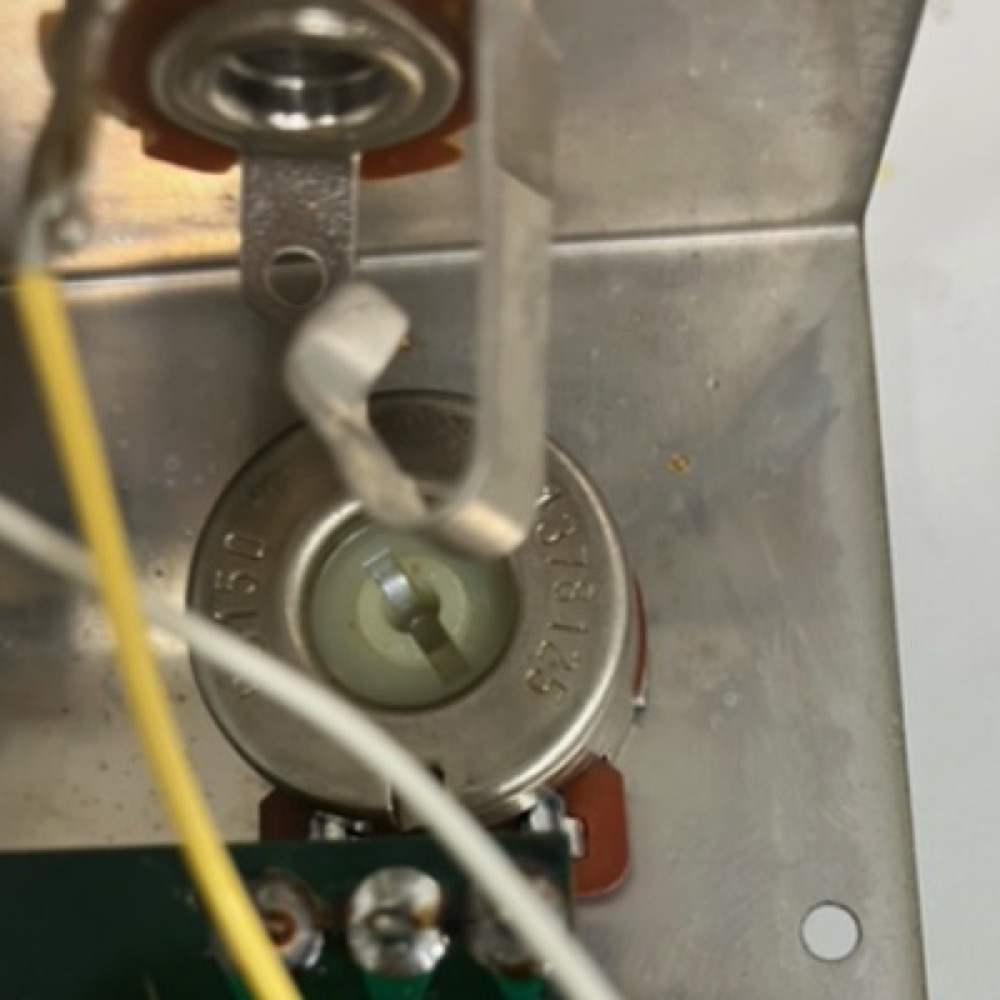 【中古】 ファズ ディストーション エフェクター ELECTRO-HARMONIX エレハモ Big Muff Pi 3rd 後期型 1981年製 ビッグマフ ギターエフェクター ポット