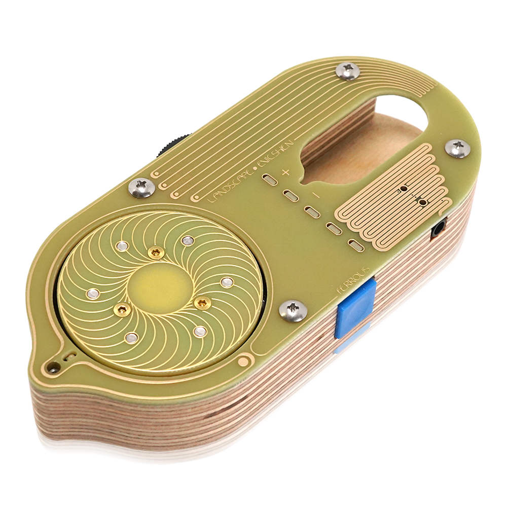 Landscape ランドスケープ FERROUS ストリングレゾネーターデバイス 斜めアングル画像1