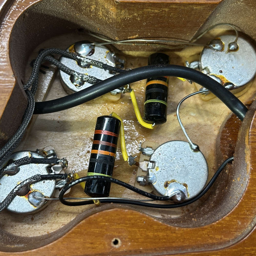 【中古】 Gibson Custom Shop ギブソン Historic Collection 1956 Les Paul Standard Gold Top 2003年製 レスポール エレキギター バンブルビー