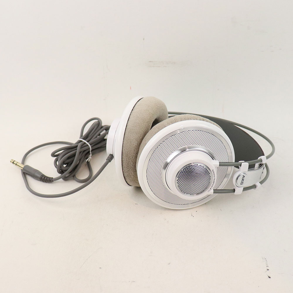 AKG K701　有線ヘッドホン　ジャンク AKG K701 有線ヘッドホン ジャンク