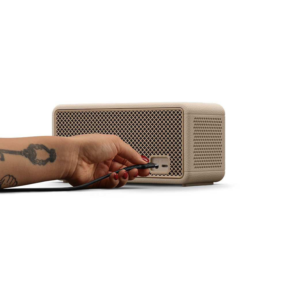 MARSHALL マーシャル Middleton II Cream ワイヤレススピーカー クリーム Bluetoothスピーカー リア画像