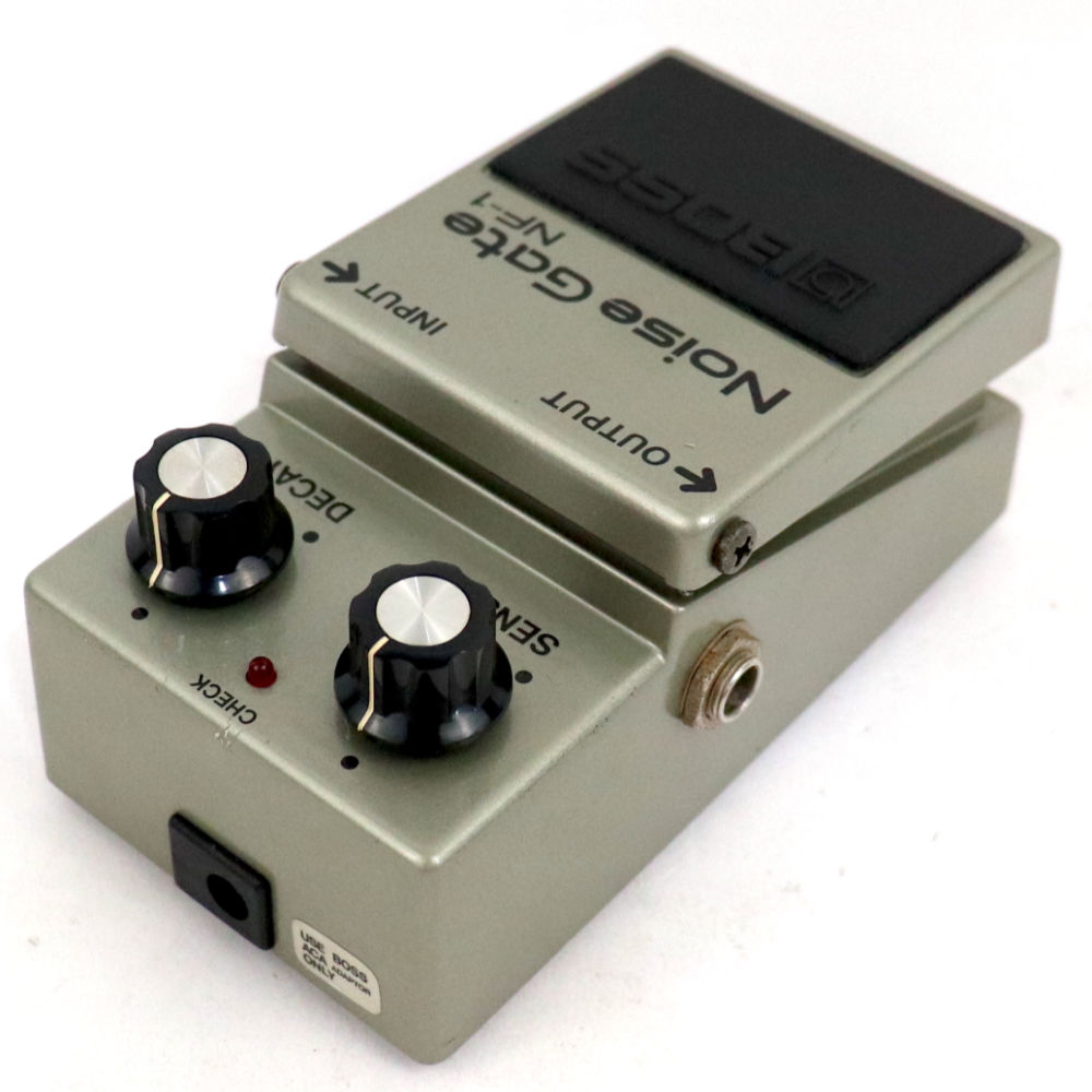 【中古】 ノイズゲート エフェクター BOSS NF-1 Noise Gate Made in Japan ギターエフェクター 左サイド