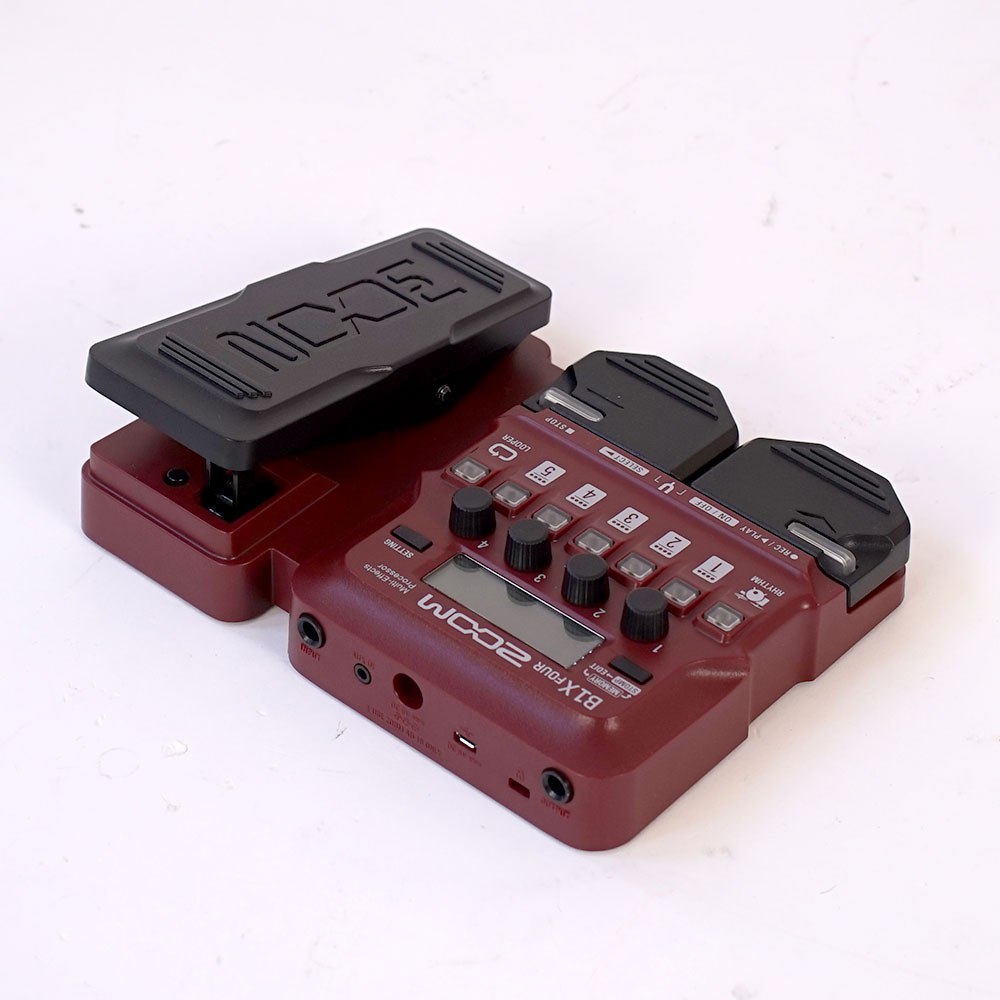 ZOOM B1 FOUR マルチエフェクトペダル