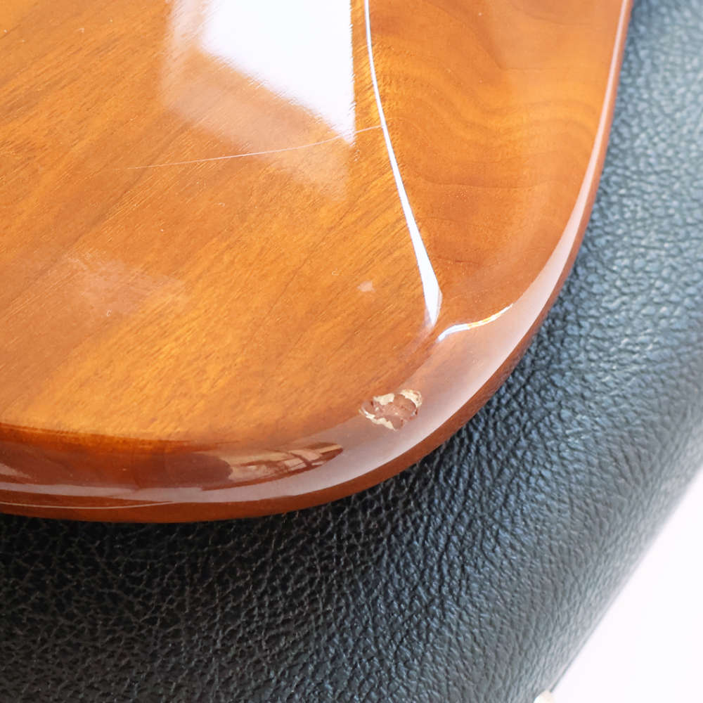 【中古】 エレキギター Fender Custom Shop ARTISAN CLARO WALNUT STRATOCASTER 2016年製 3.18kg 軽量個体 フェンダー カスタムショップ 傷