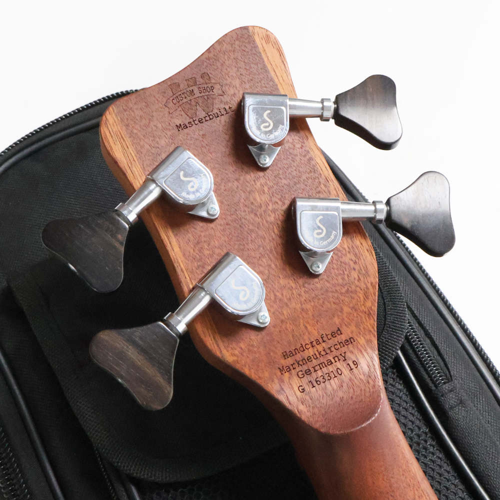 【中古】 Warwick ワーウィック Custom Shop Masterbuilt Streamer CV 4st Cheese Mahogany Natural Oil Finish 2019年製 ストリーマー パッシブ仕様 ショップオーダーモデル エレキベース ヘッド裏画像