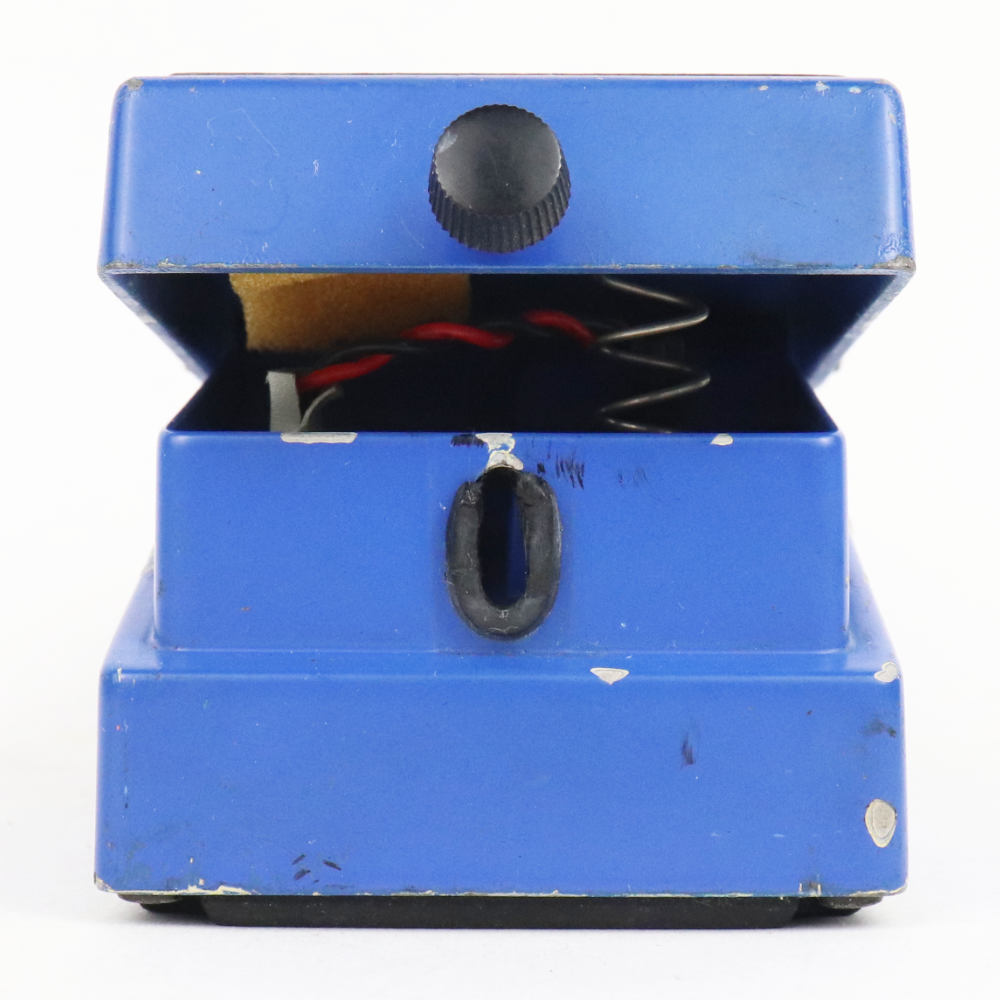 【中古】 コンプレッサー エフェクター BOSS CS-2 Made in Japan Compression Sustainer ギターエフェクター 電池ボックスゴムパーツ