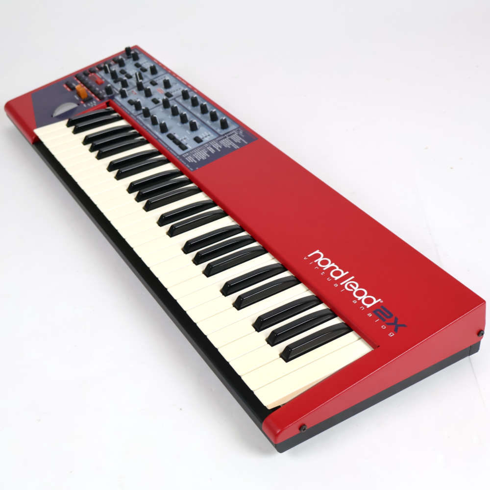 Nord Lead 2 ノードリード2 スウェーデン　バーチャルアナログシンセ nord lead 2 ノードリード2 ノードシンセサイザー