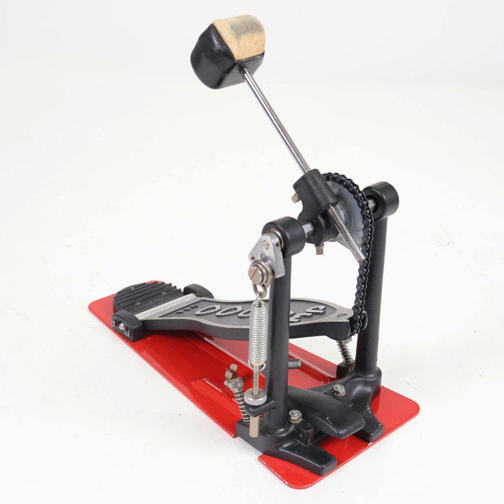 【中古】 ドラムペダル DW DW-5000TH シングルドラムペダル 本体画像 斜め 