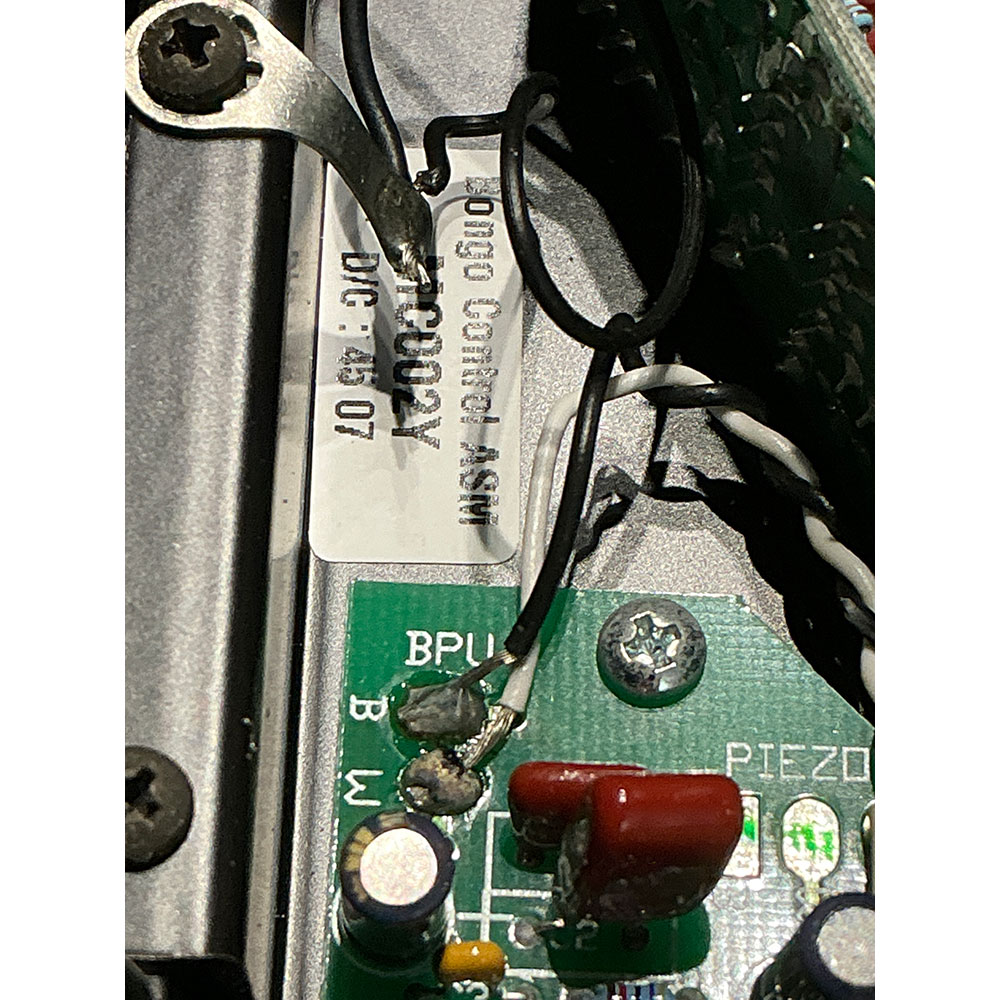 【中古】MUSIC MAN ミュージックマン BONGO4 HH Stealth Black 2008年製 エレキベース 内部