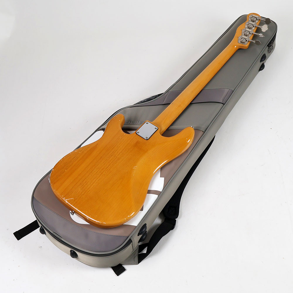 【中古】 エレキベース MOON ムーン GROOVE MASTER Old Natural グルーヴマスター 背面