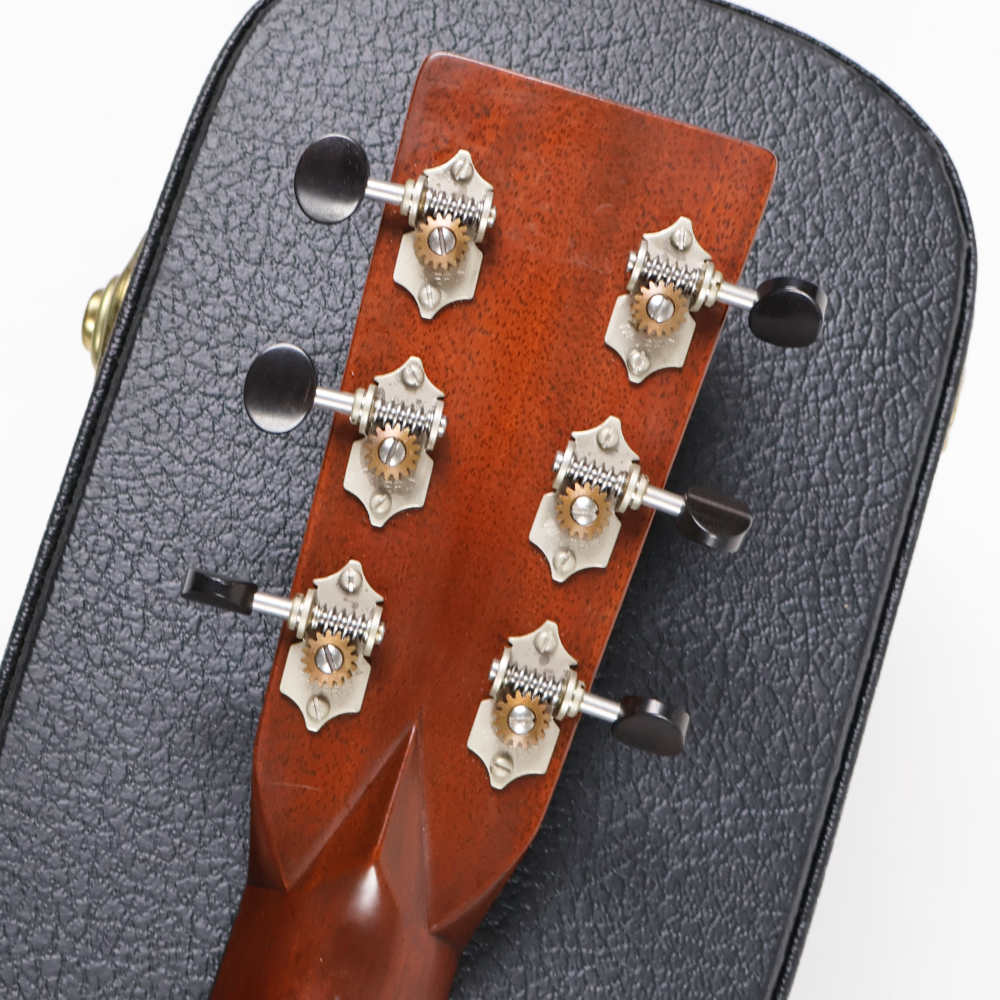 【中古】 アコースティックギター 左用 Martin OM-28V Lefty 2005年製 マーチン OM28V 左利き用 レフティー ヘッド裏画像