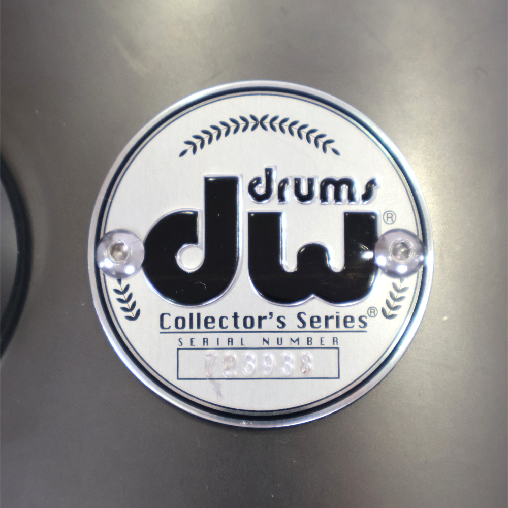 【中古】 スネアドラム DW DW-SBB-1455SD/BRASS/C Collector’s Black Stain over Brass Snare 14x5.5 詳細画像