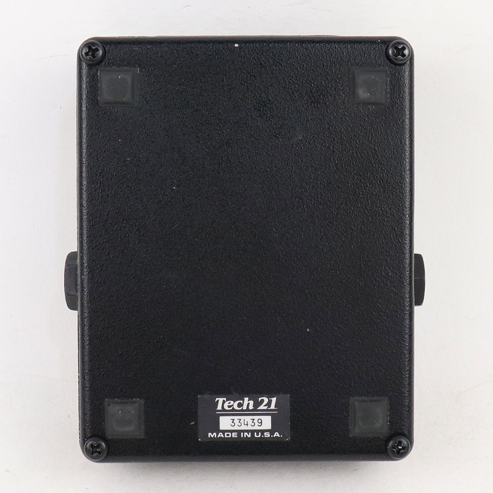 【中古】 TECH21 SansAmp GT2 アンプシミュレーター ギターエフェクター 裏面