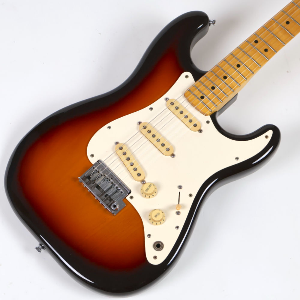 【中古】 Fender USA フェンダー STANDARD STRATOCASTER Brown Sunburst Dan Smith 1984年製 ストラトキャスター エレキギター トップ
